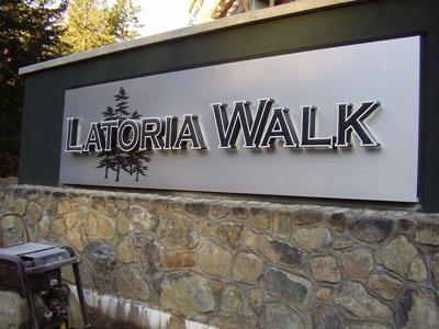 Latoria-walk-lit-up-(1)-2